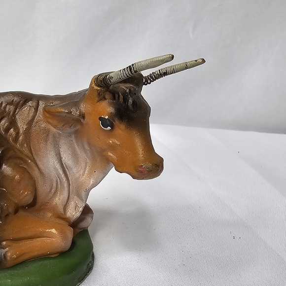 Vintage Christmas Nativity Cow/Ox Replacement Figure Resin Italy Moving Horns - Picture 6 of 8